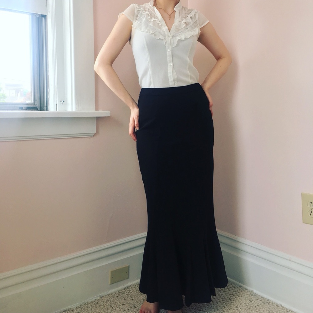 -H&M- 💕20s era skirt